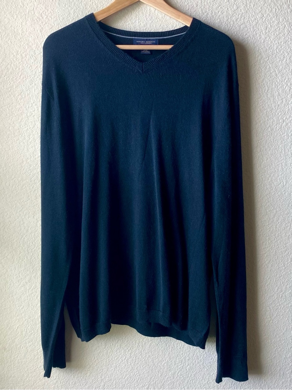 Banana Republic Men’s Silk Cashmere Sweater XL Black Classic Capsule Work Shirt